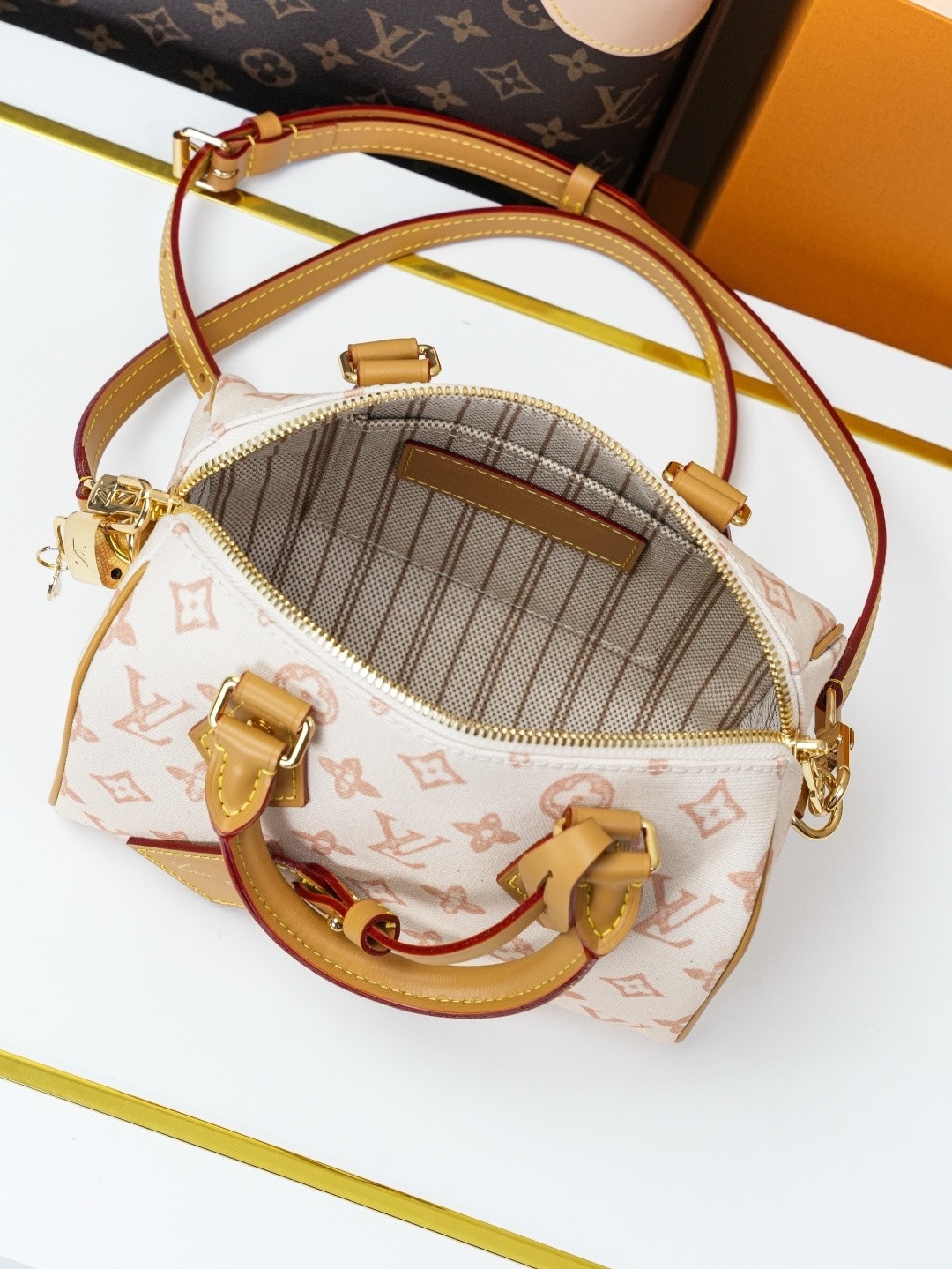 Product detail 8