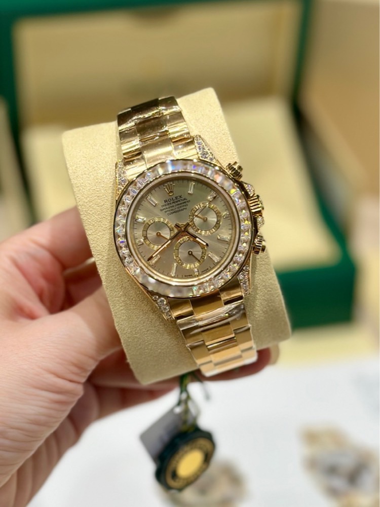 TIKTOK Hot Seller Watches W