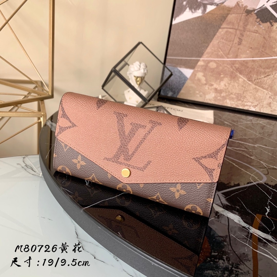 L X V Wallets 19x10.5x2.5cm