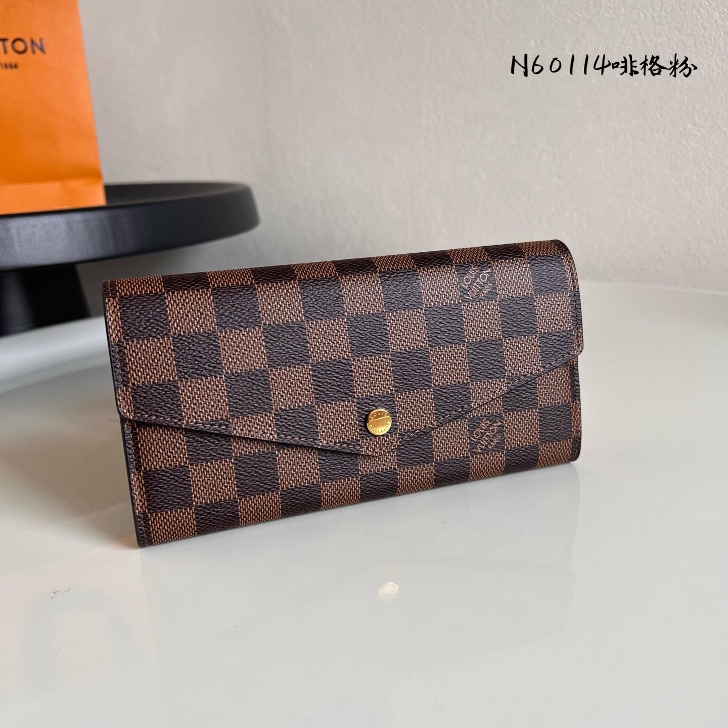 L X V Wallets 19x10.5x2.5cm