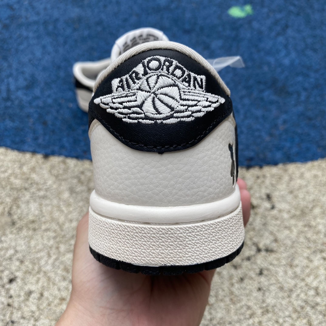 Travis Scott x Air Jordan 1 Low x Louis Vuitton