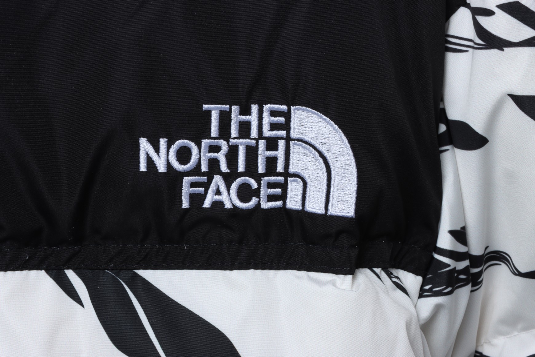 White 'ZebraLogoPattern' Down Jacket