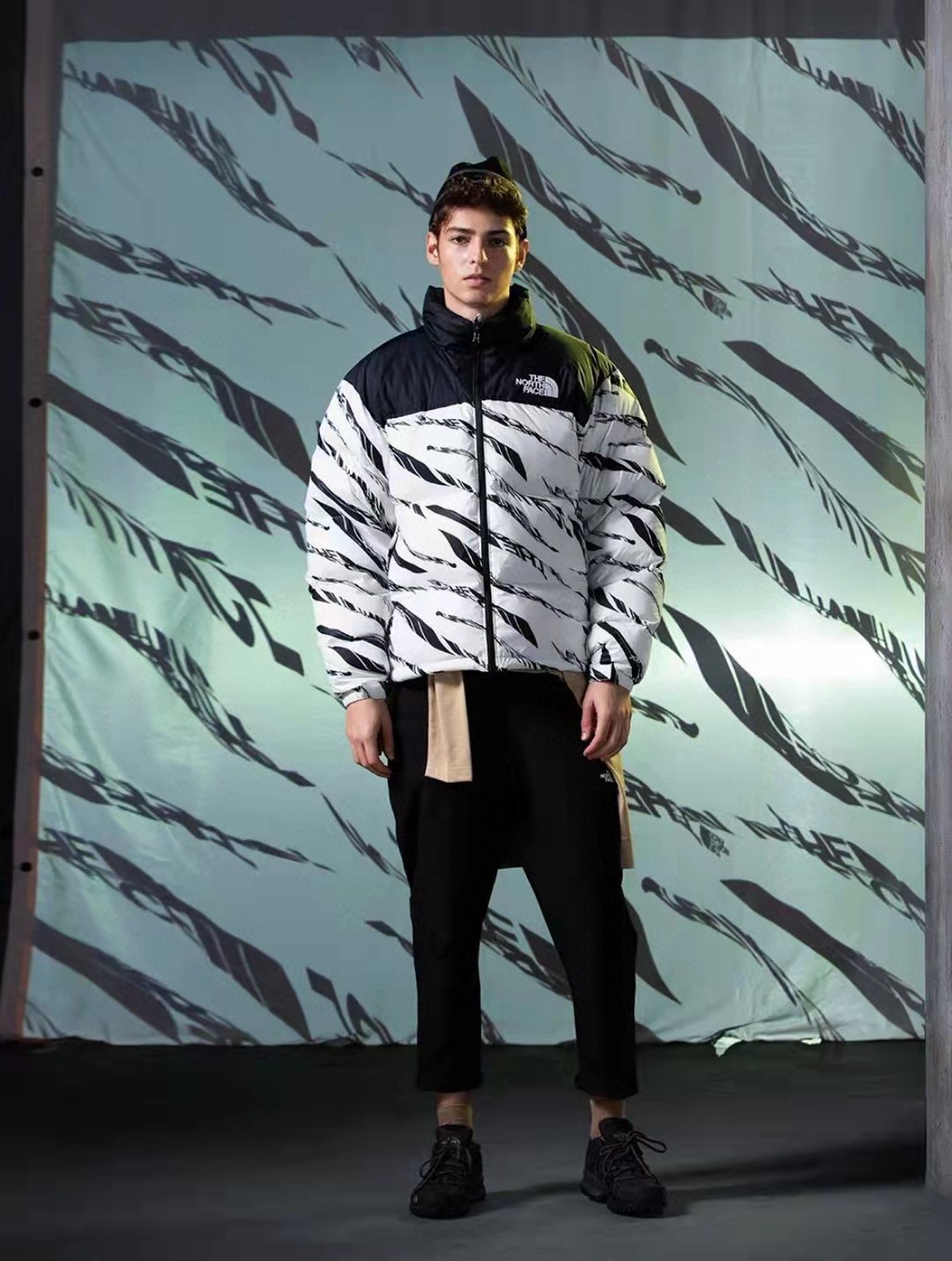 White 'ZebraLogoPattern' Down Jacket