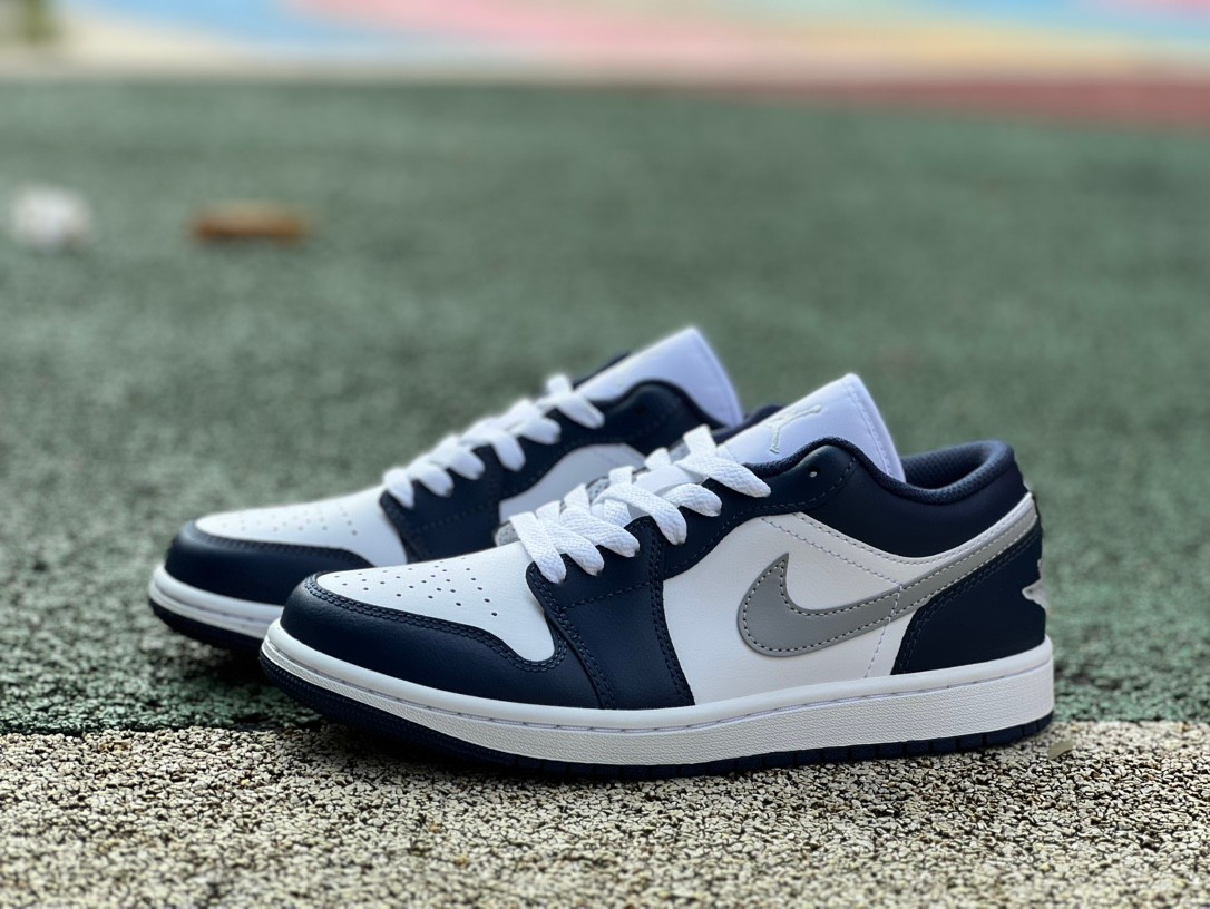 Jordan 1 Low Wolf Grey Midnight Navy