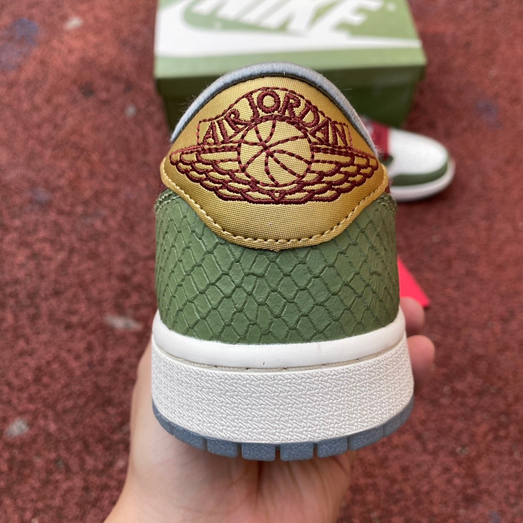 Jordan 1 Retro Low OG Year of the Dragon
