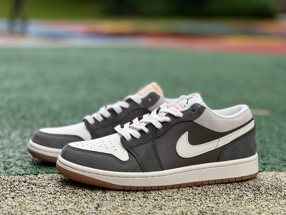 Jordan 1 Low SNKRS Day Korea Magpie