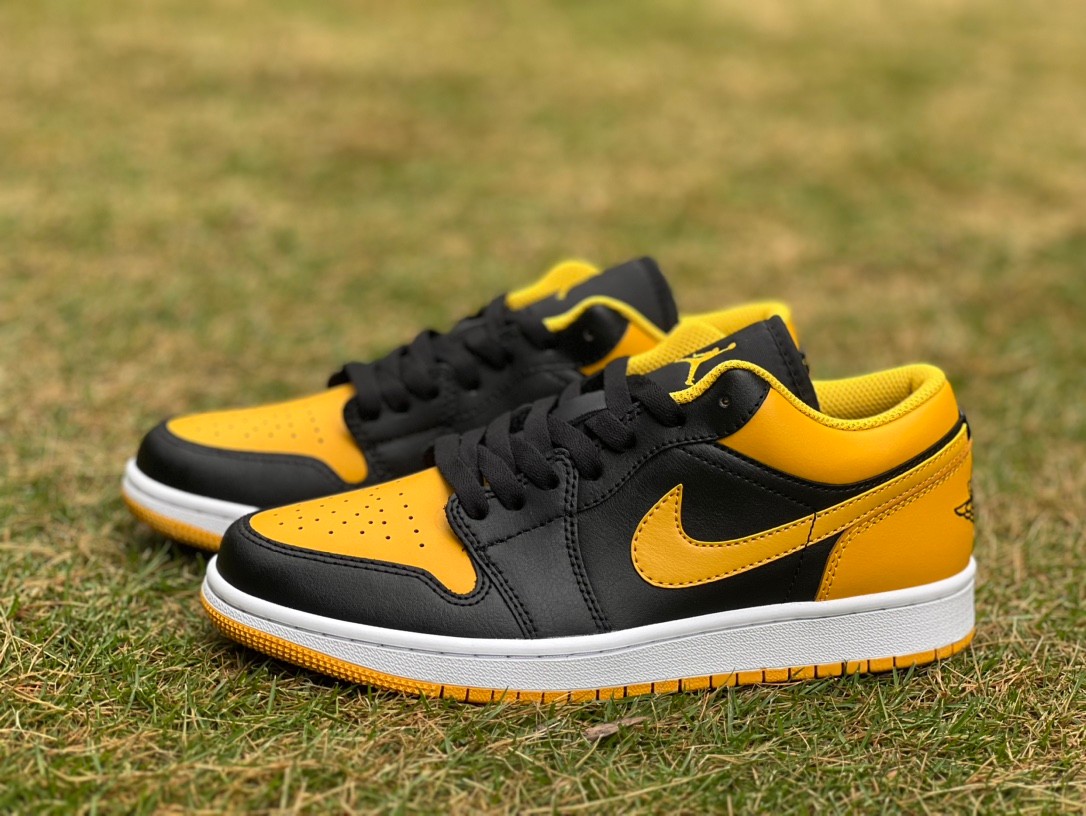 Jordan 1 Low Yellow Ochre