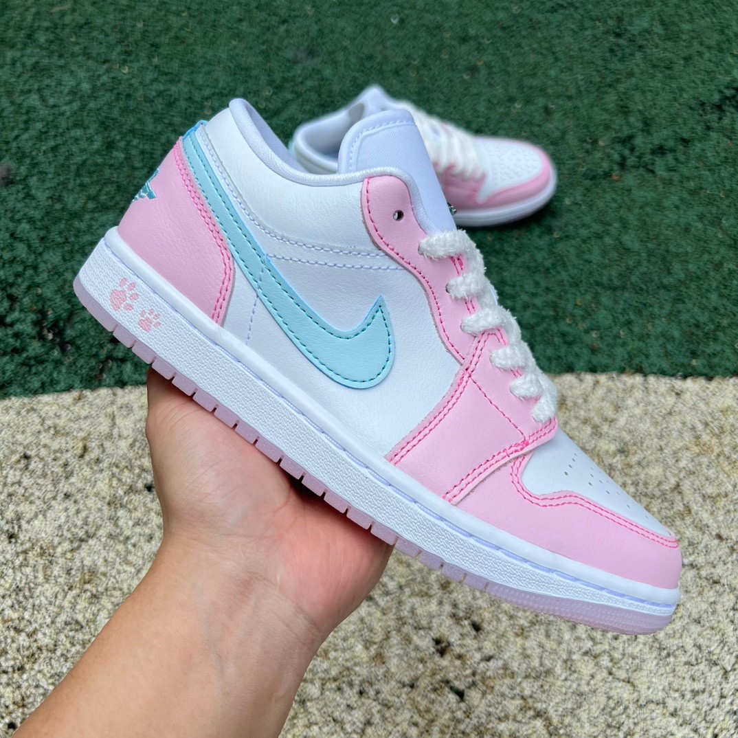Jordan 1 Low SE Paw Print Pink Foam