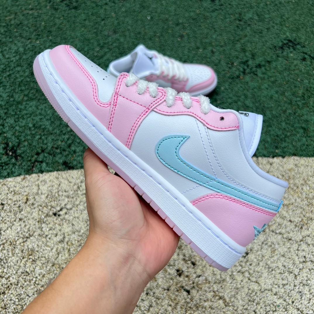 Jordan 1 Low SE Paw Print Pink Foam