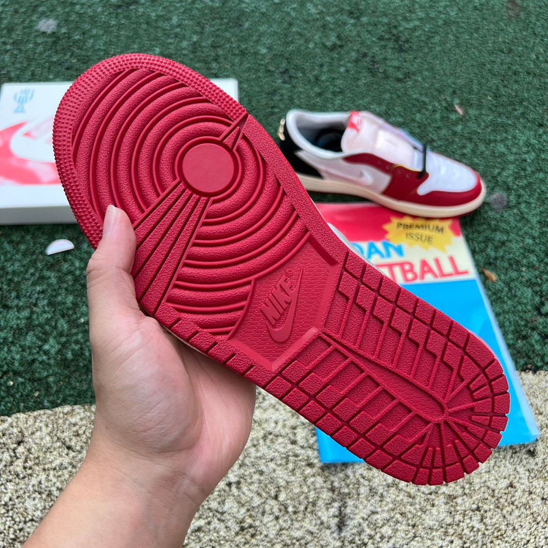 Jordan 1 Retro Low OG Trophy Room Rookie Card Home