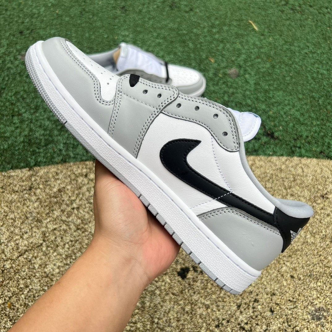 Jordan 1 Retro Low OG Barons