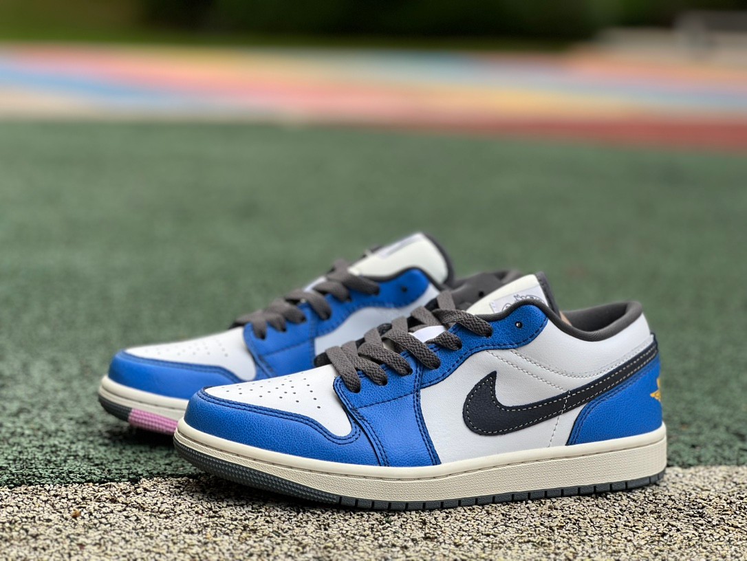 Jordan 1 Low SE Flight Vintage