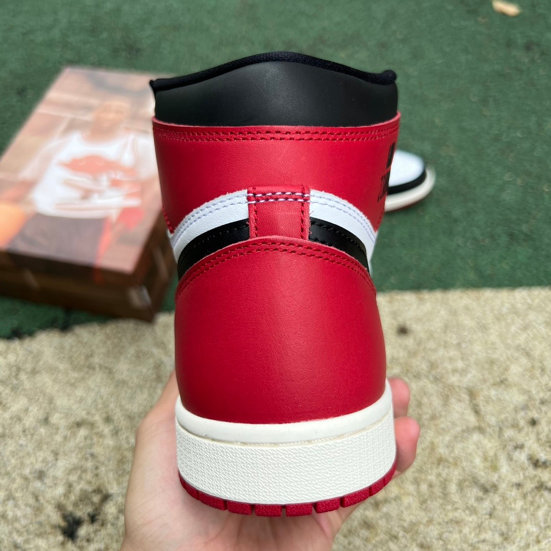 Air Jordan 1 High OG “Black Toe”
