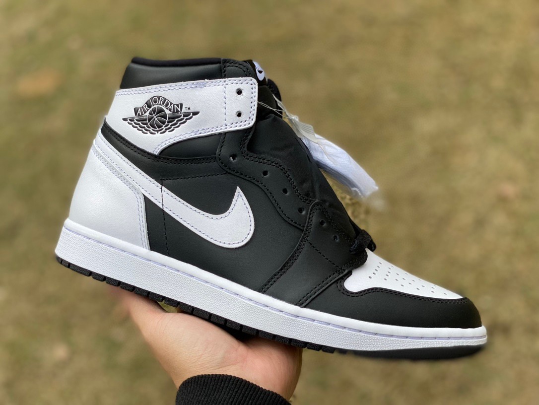 Air Jordan 1 High Reverse Panda