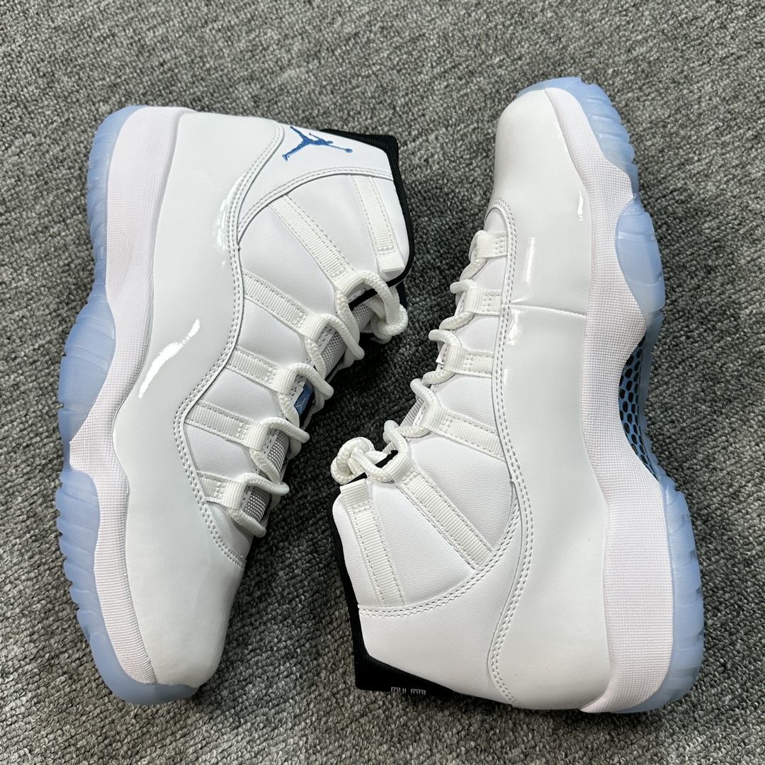 Jordan 11 Retro Legend Blue (2024)