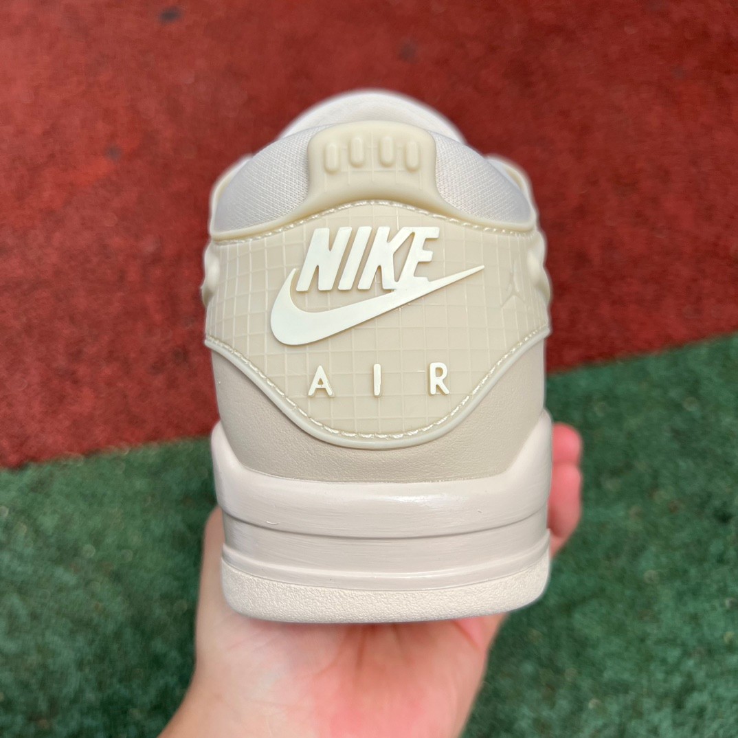 Jordan 4 RM Legend Light Brown