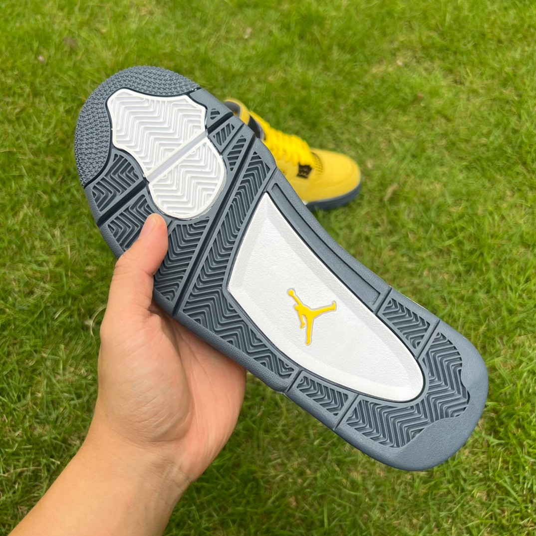 Jordan 4 Retro Lightning