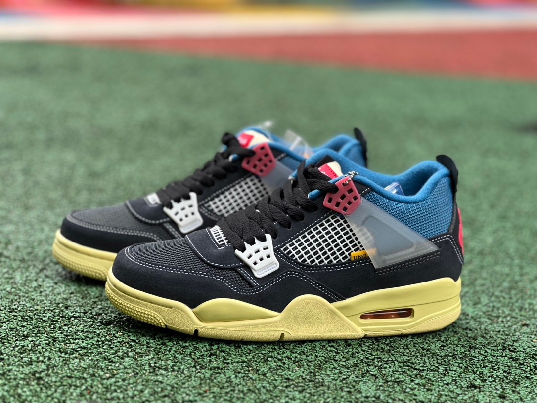 Jordan 4 Retro Union Off Noir