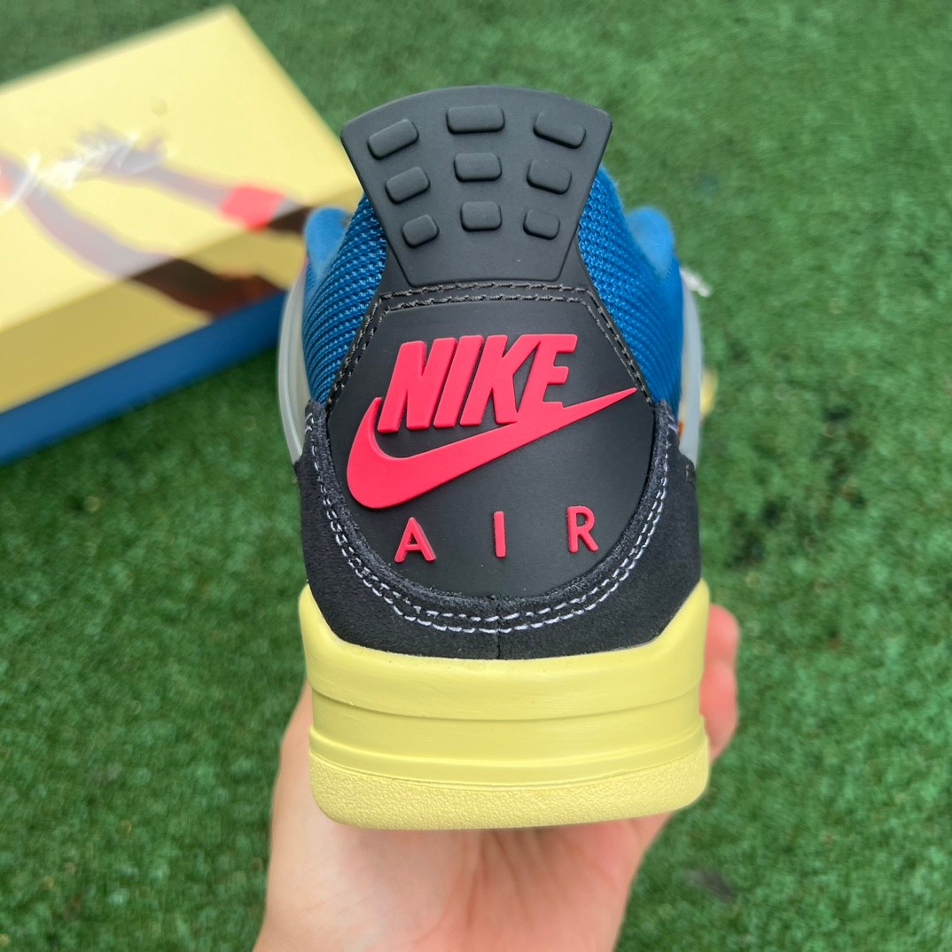 Jordan 4 Retro Union Off Noir