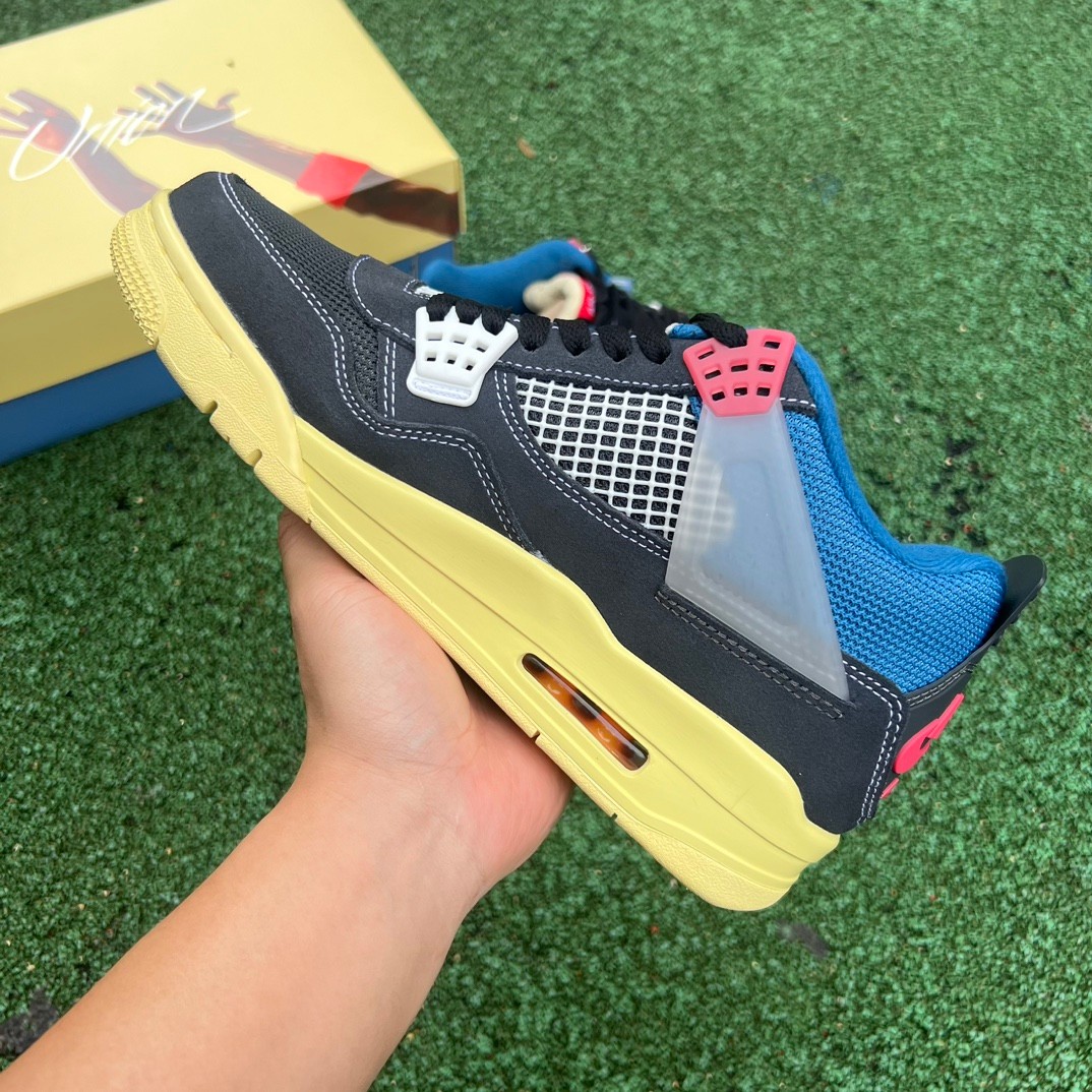 Jordan 4 Retro Union Off Noir