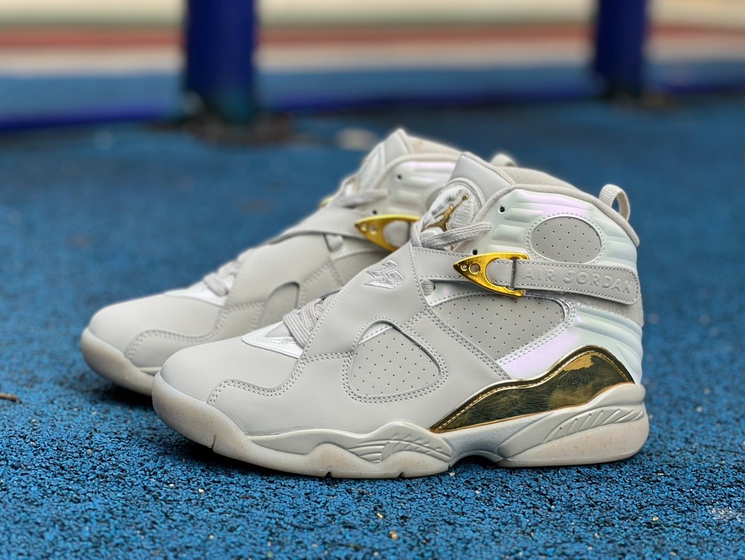 Jordan 8 Retro Champagne