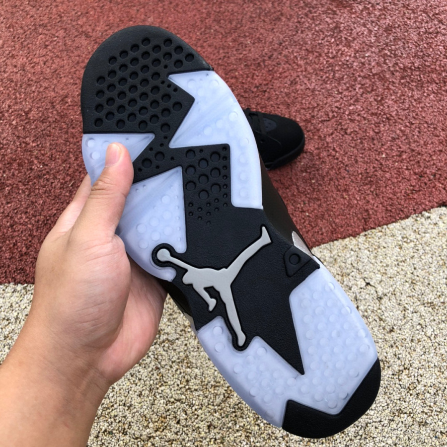 Air Jordan 6  Retro Metallic Silver