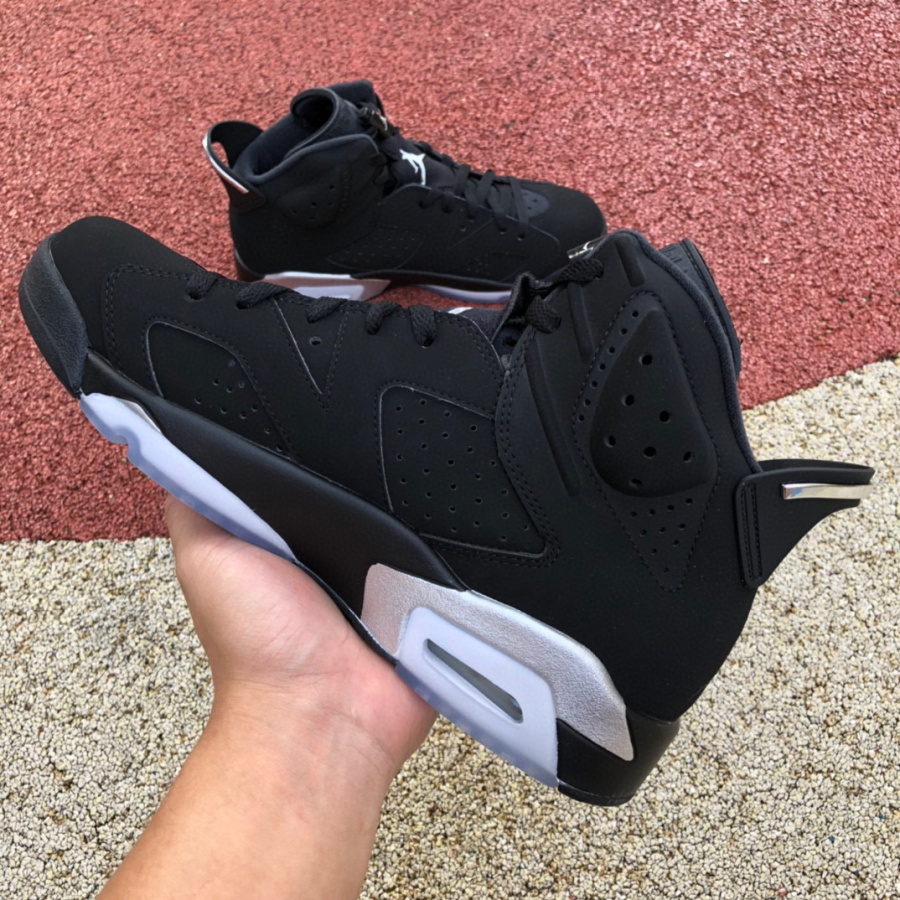Air Jordan 6  Retro Metallic Silver