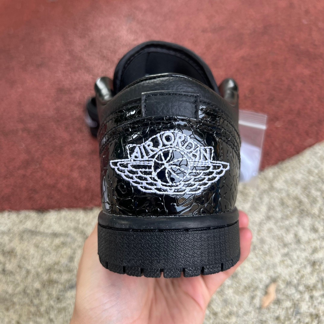 Jordan 1 Low SE Patent Elephant Black
