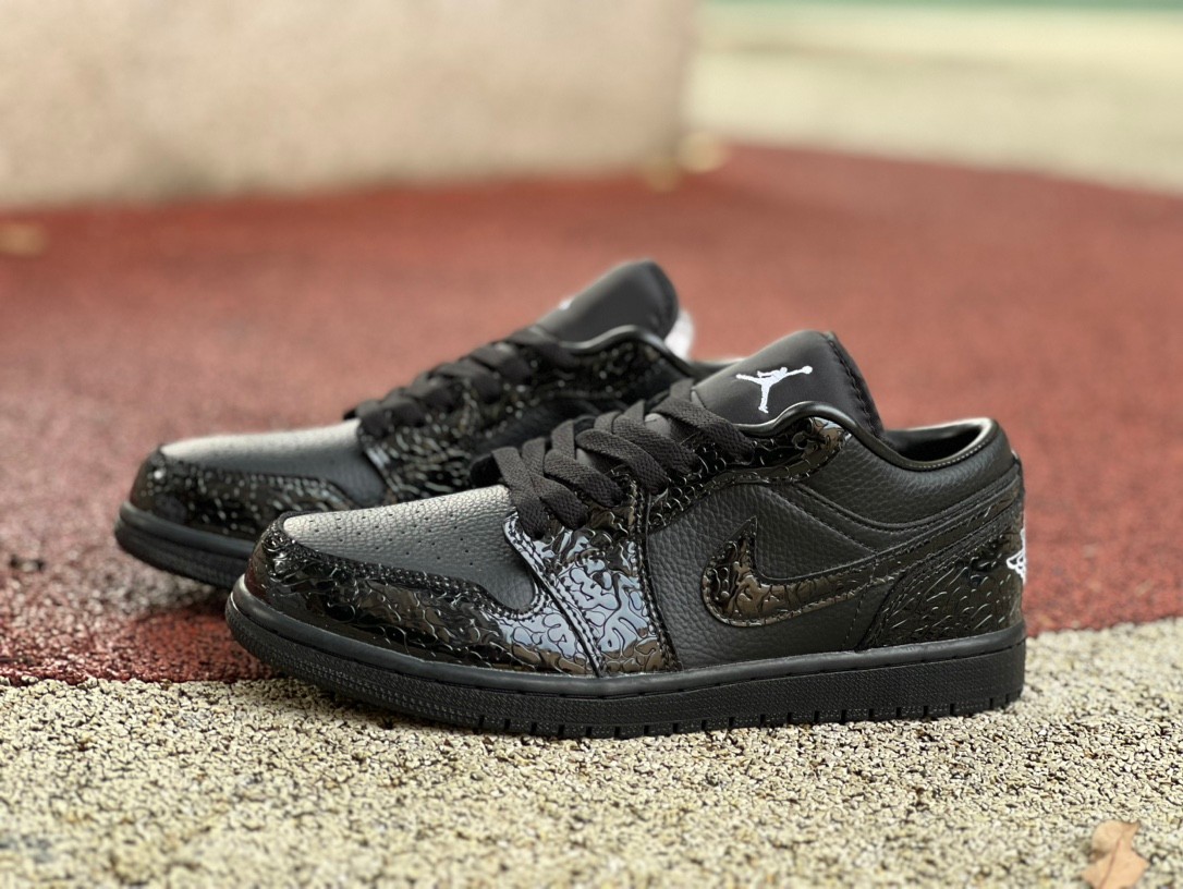 Jordan 1 Low SE Patent Elephant Black