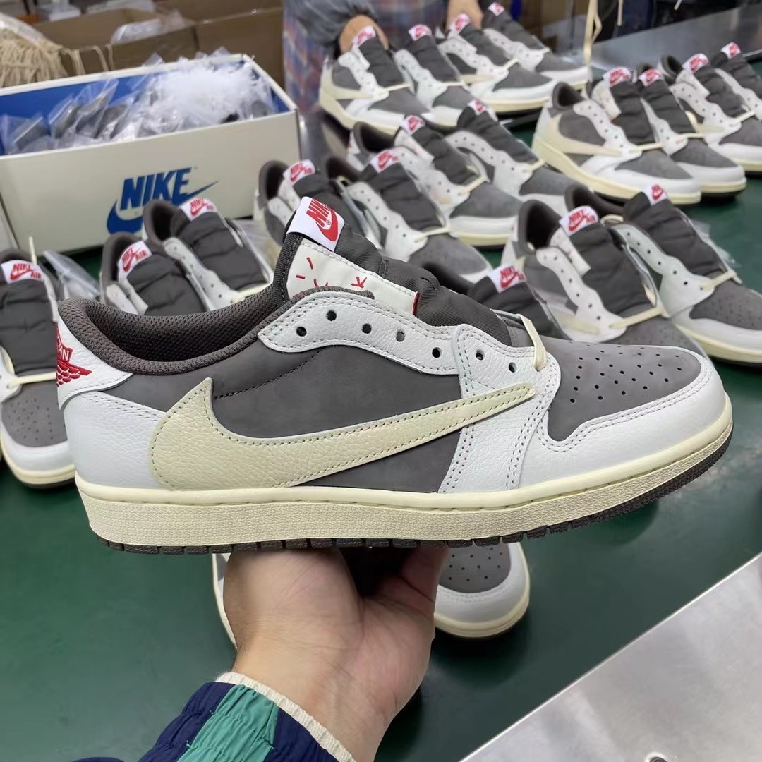 LJR Batch Jordan 1 Retro Low OG SP Travis Scott Reverse Mocha