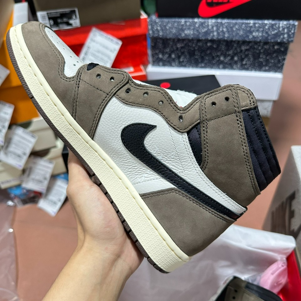 LJR Batch Jordan 1 Retro High OG SP Travis Scott Mocha