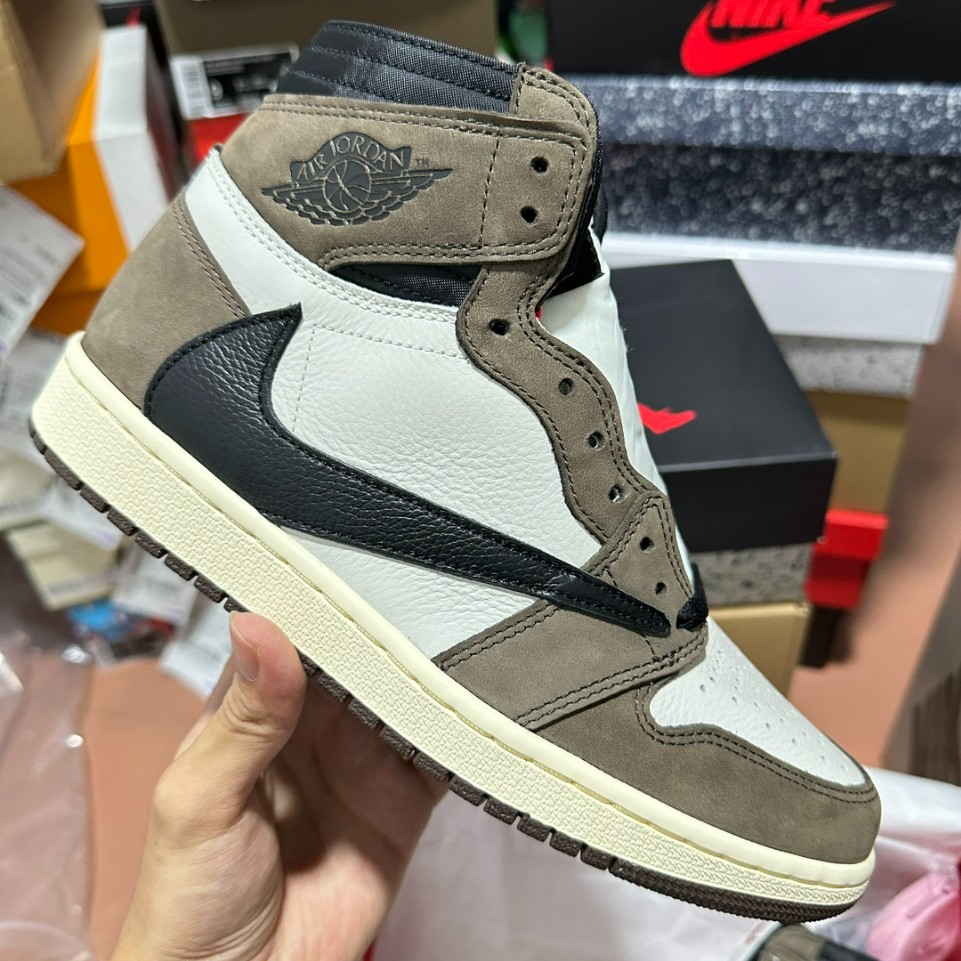 LJR Batch Jordan 1 Retro High OG SP Travis Scott Mocha