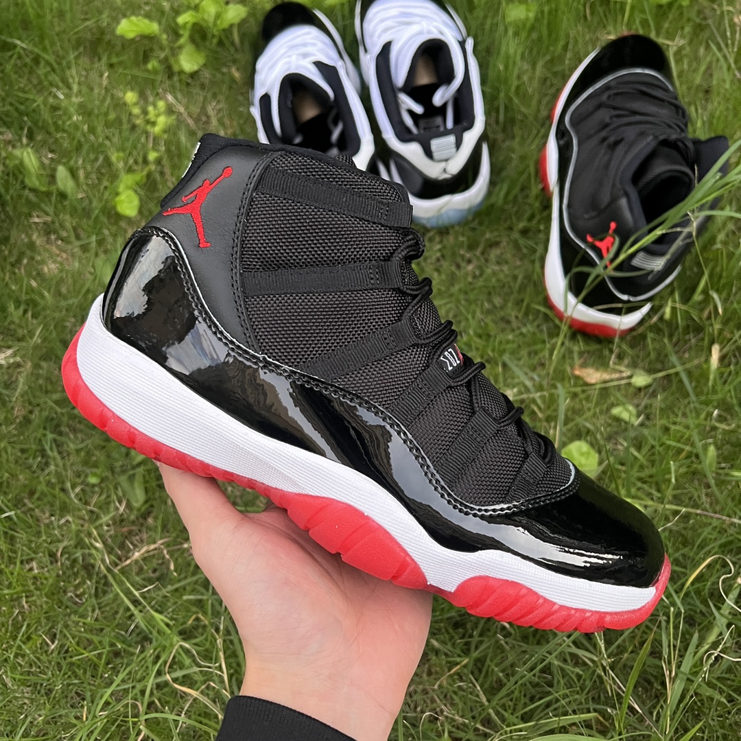 Jordan 11 Retro Playoffs Bred (2019) 378037-061