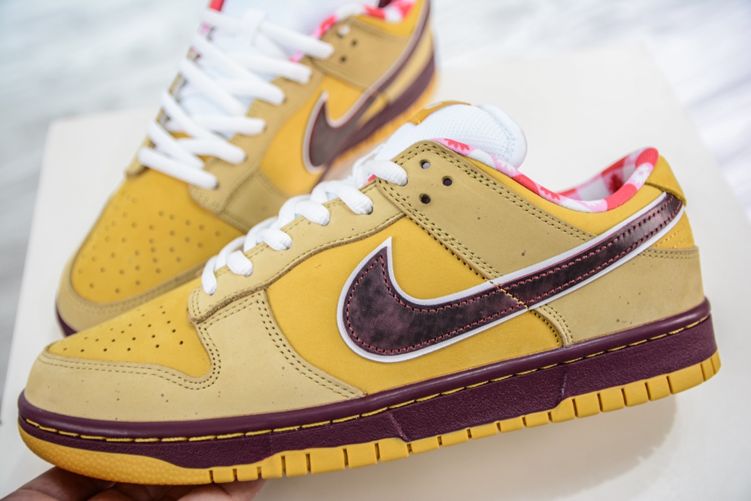 Nike SB Dunk Low Yellow Lobster