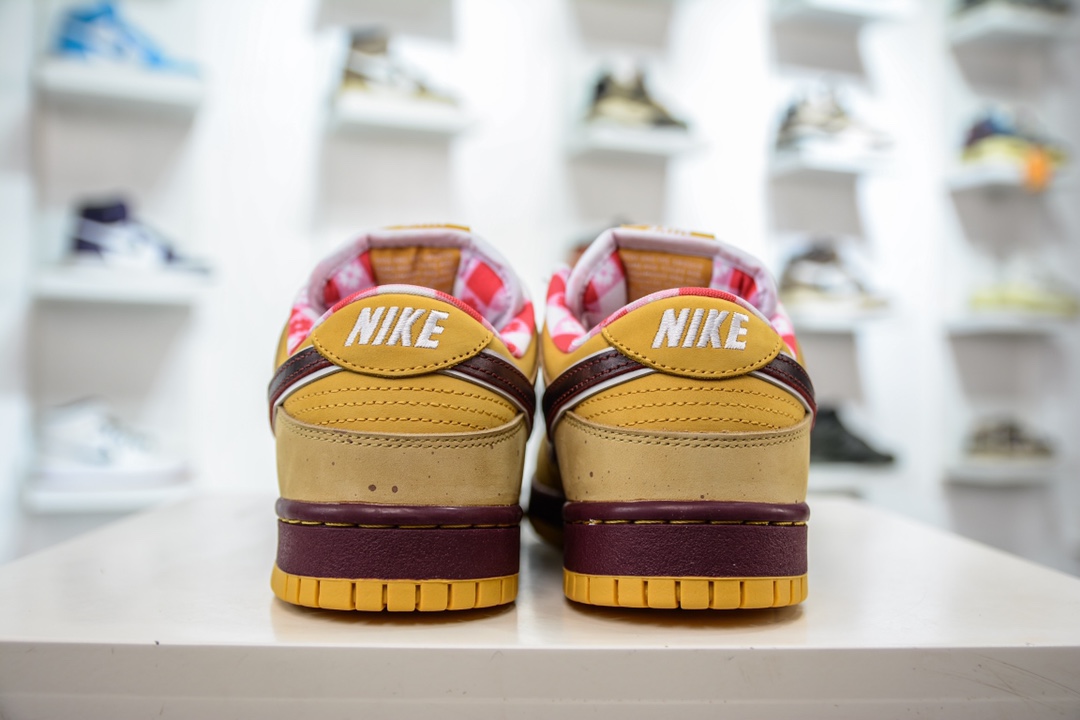 Nike SB Dunk Low Yellow Lobster