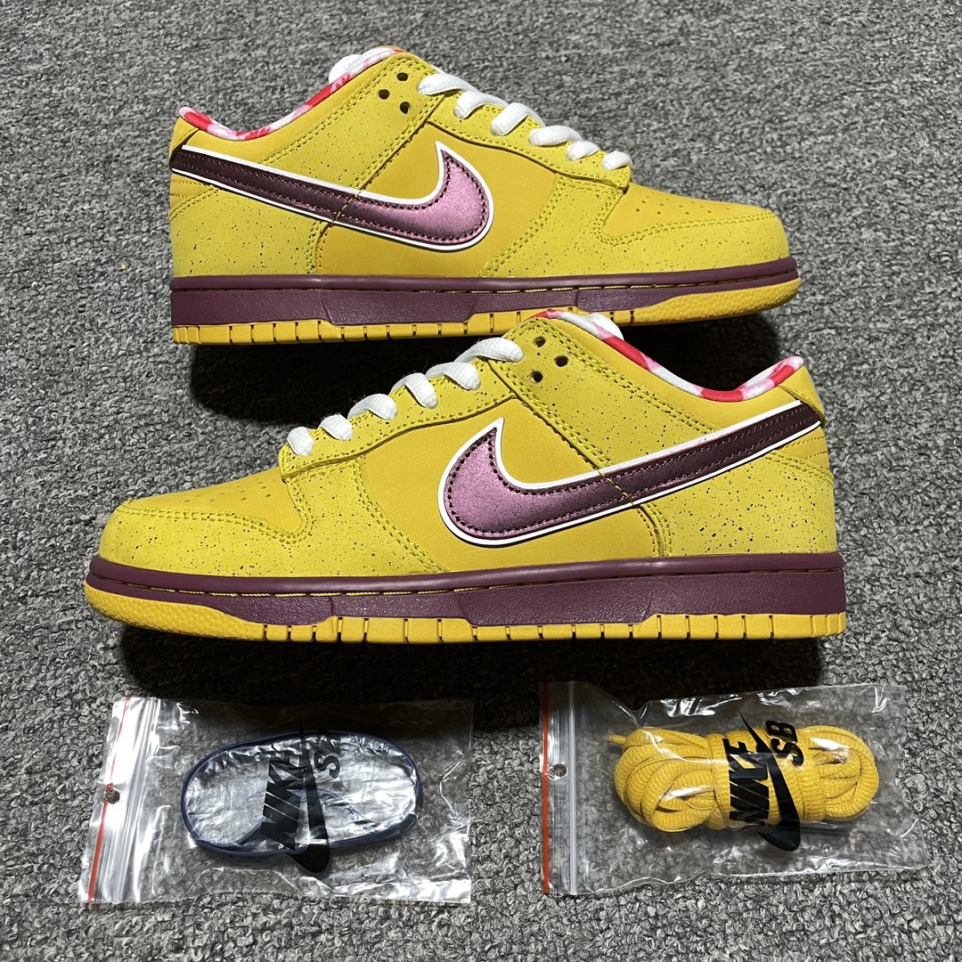 dunk yellow lobster