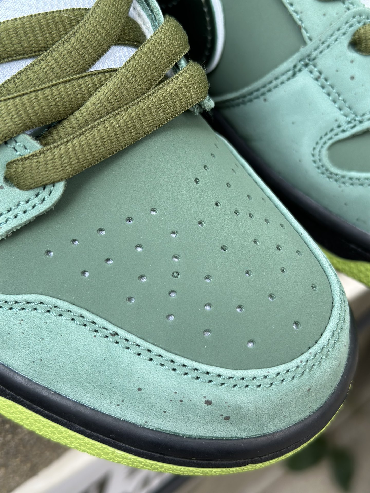 Nike SB Dunk Low Concepts Green Lobster