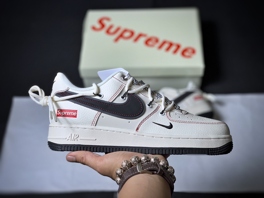 Air Force 1 x Supreme