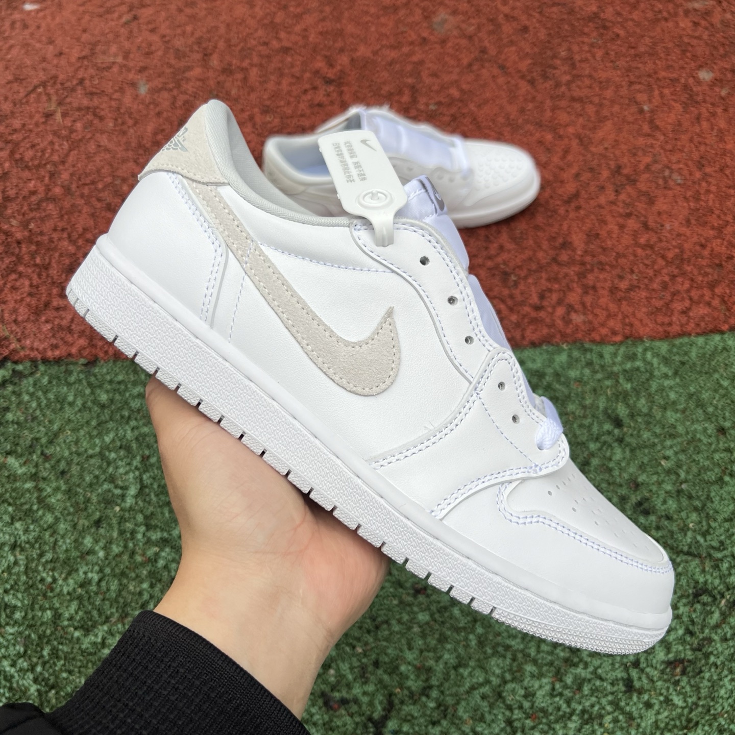 Jordan 1 Low OG Neutral Grey   CZ0790-100