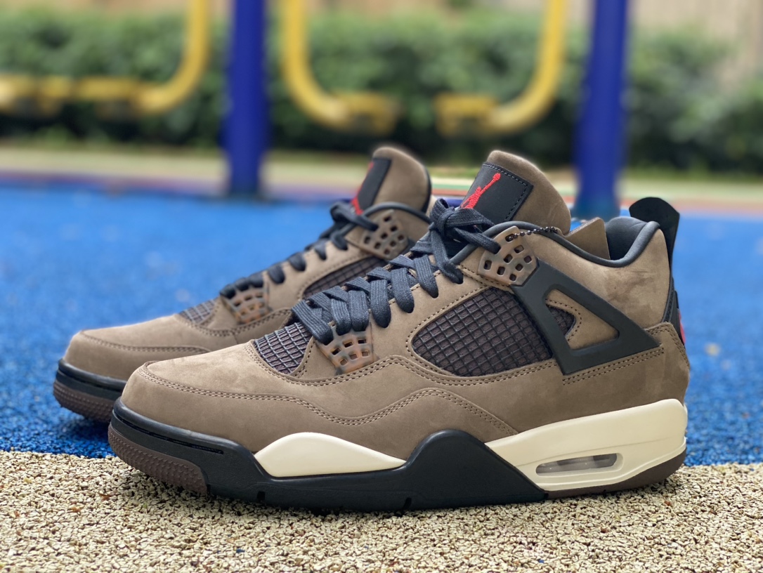 Travis Scott x Air Jordan 4 Brown