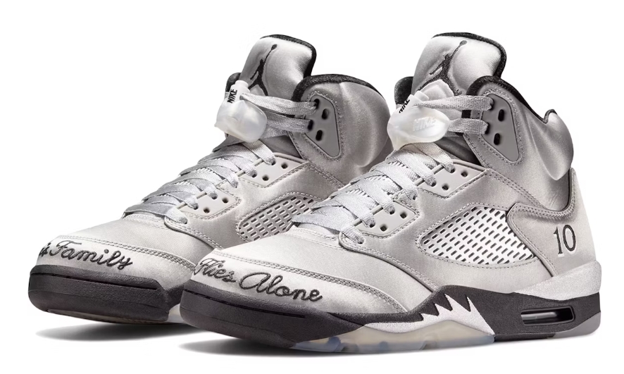 2025 Jordan 5 Wings Medium Grey and Metallic Silver IO2038-001