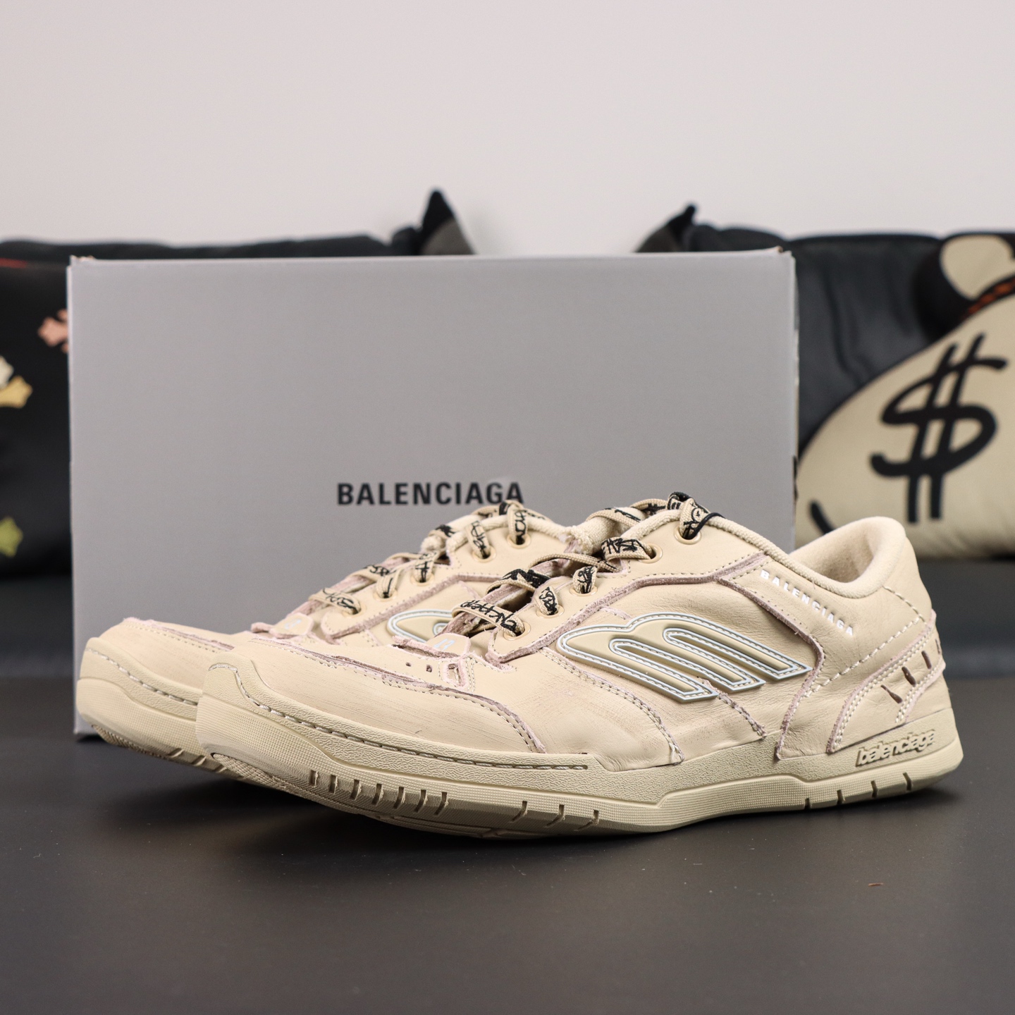 Balenciaga Hamptons Worn-Out