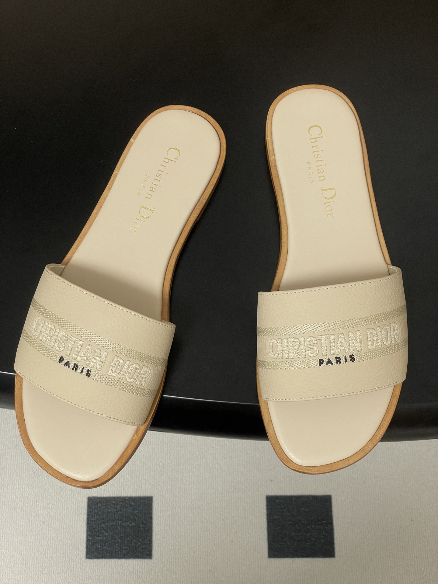 Dior women slides