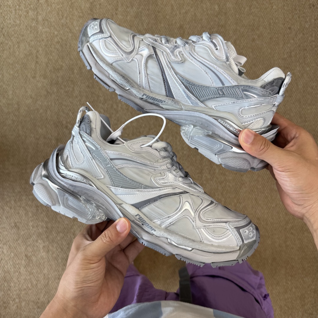 Balenciaga Runner Sneaker