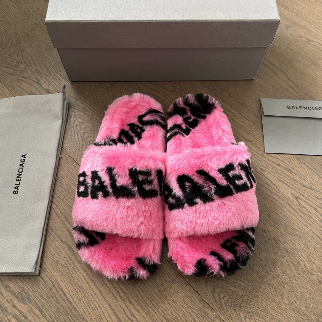 Balenciaga slides