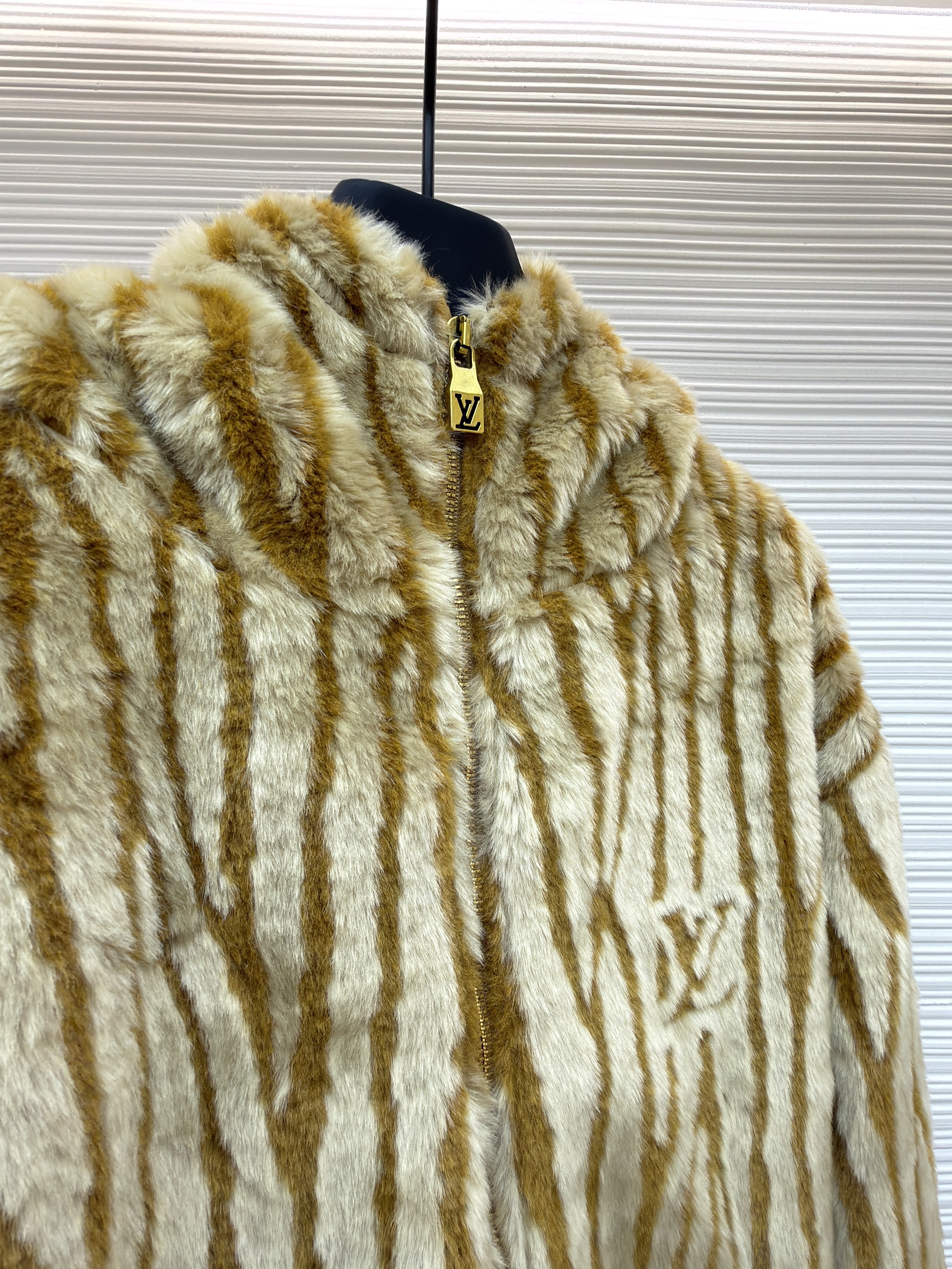 Product detail 3