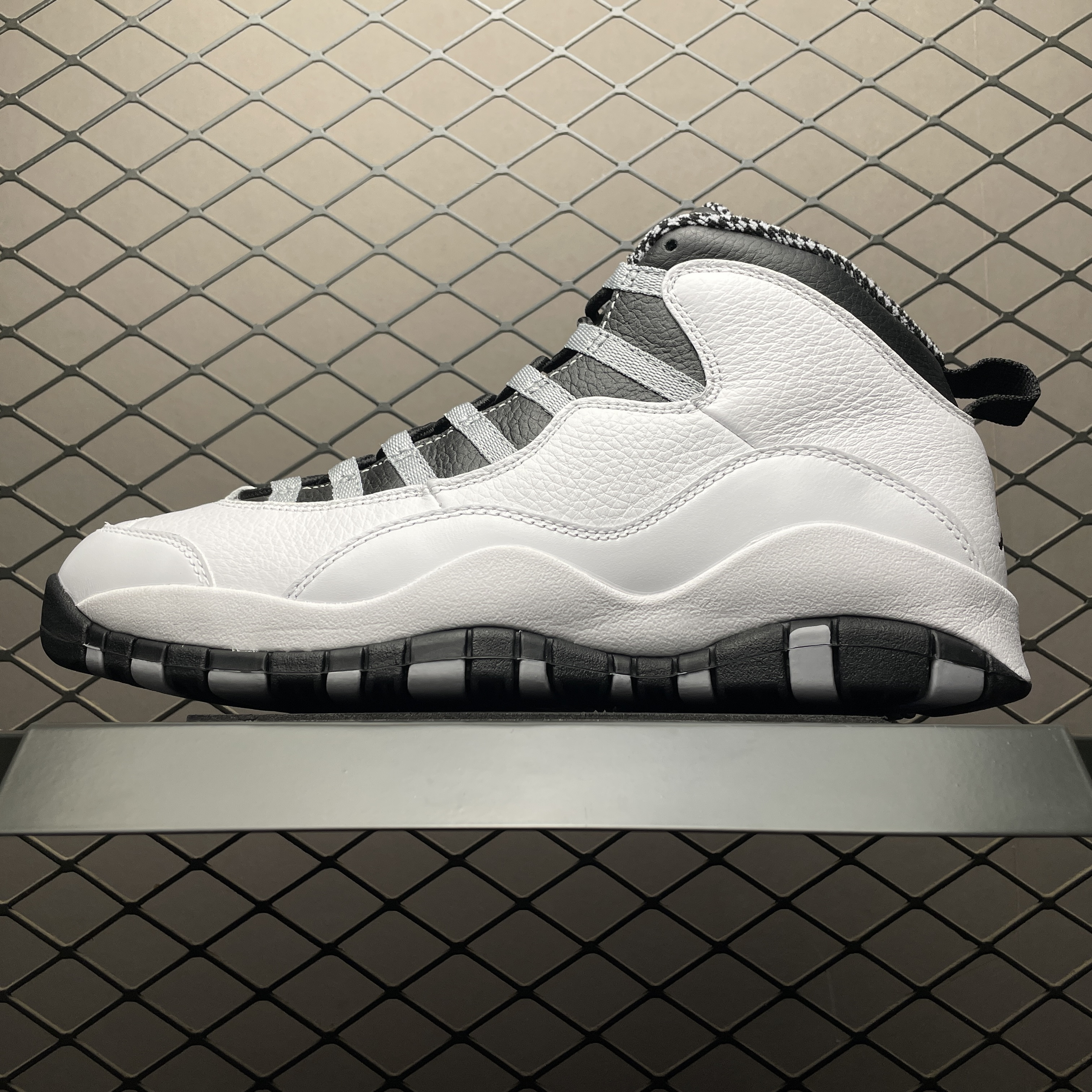 AIR JORDAN 10