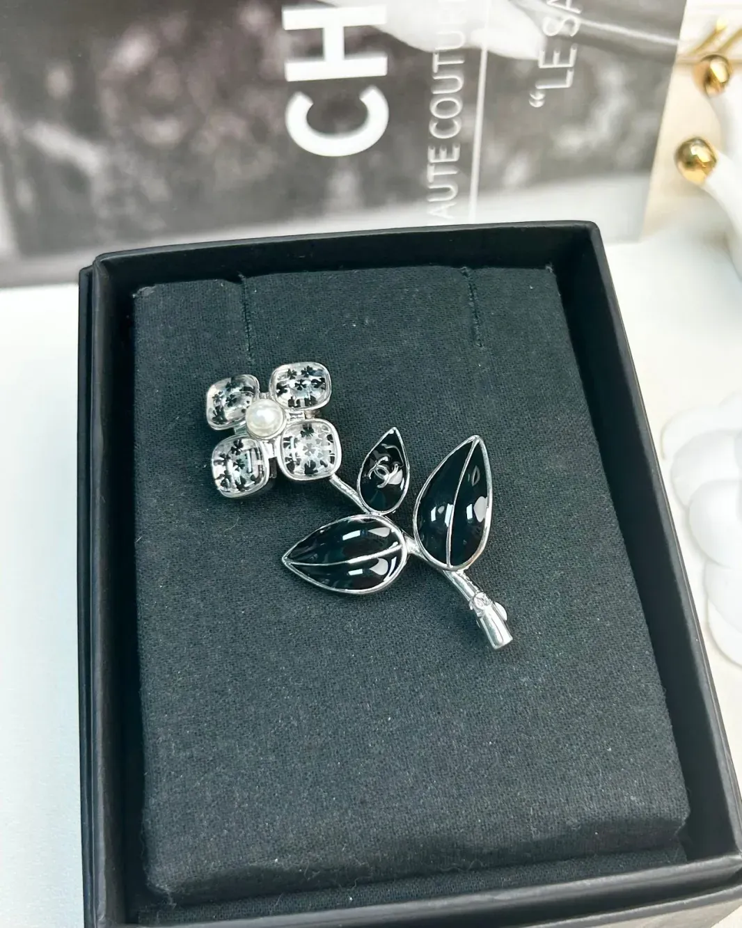 High Quality CC brooch