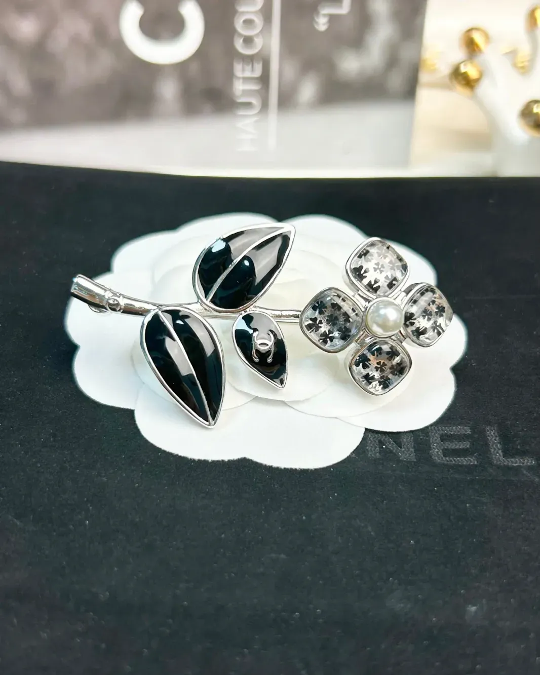 High Quality CC brooch