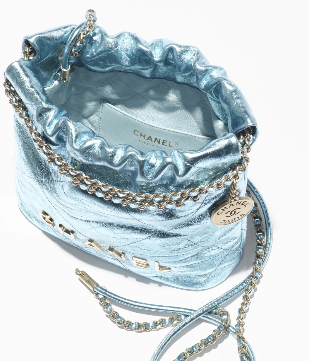 CHANEL 22 Mini Handbag Metallic Calfskin & Gold Metal Light Blue